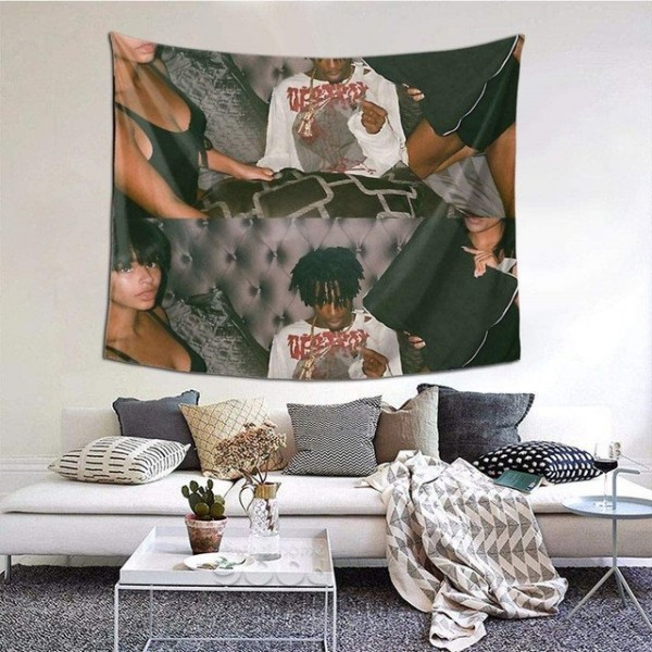 Singer - Printed Tapestry